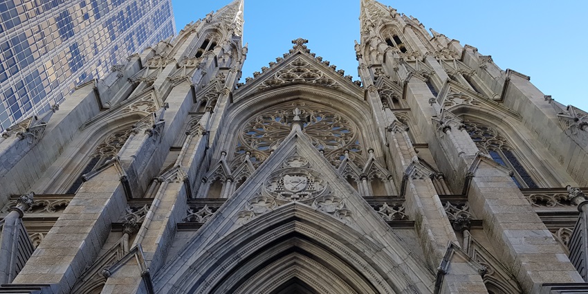 Visiting majestic St. Patrick’s Cathedral is one of the best things to do in Manhattan