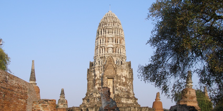 Wat Phra Ram is a temple featuring a large central prang surrounded by smaller chedis.