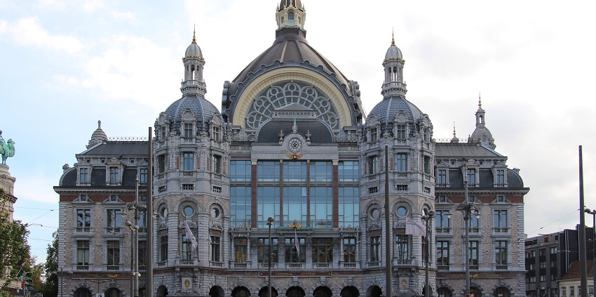 Things to do in Antwerp - visiting the grand railway station, known for its stunning architecture.
