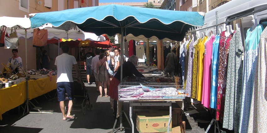 Bustling Apt Market full of Provencal goods – one of the best things to do in apt france.