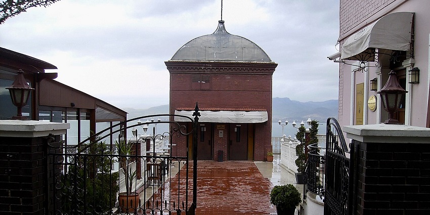 An image showing the historical Asansör building, known for its public elevator, amongst the best places to visit in Izmir.