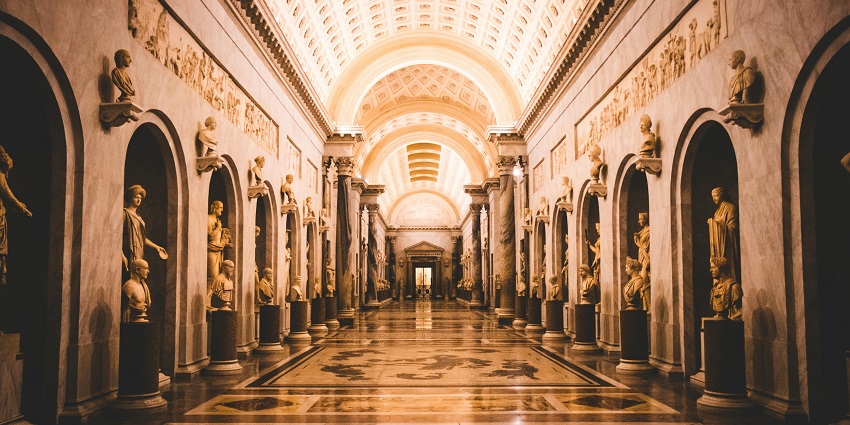 An Image of the Interior of Beit Al Quran, a cultural jewel among things to see in Manama, Bahrain.
