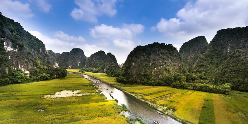 The best time to visit Trang An is during the dry season, which starts from January to March.