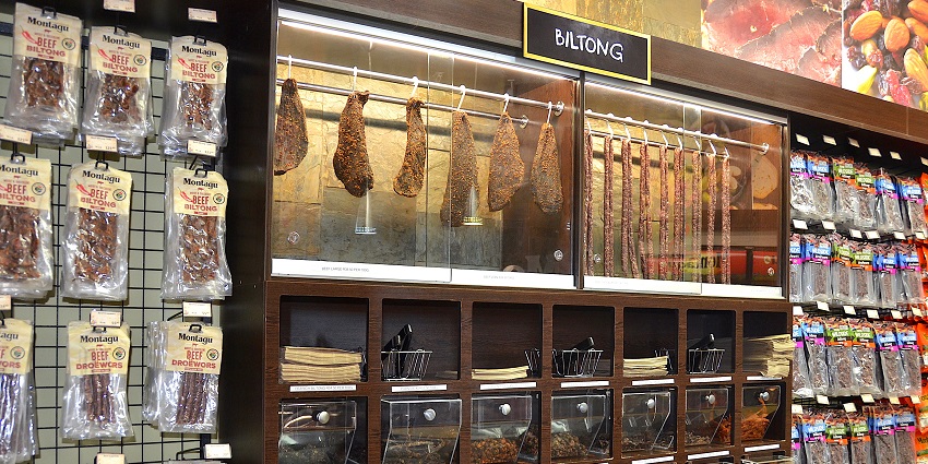 Biltong and droëwors traditional South African dried meat snacks, one of the things to buy in south Africa