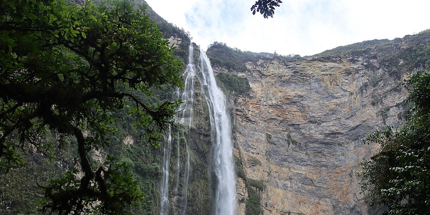 A long waterfall cascading from the rocky cliff tops is the list of the waterfalls in Peru