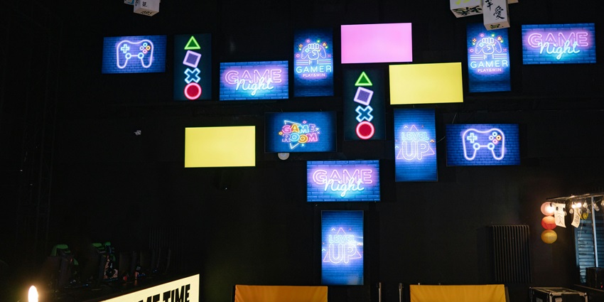 A person enjoying an immersive and interactive gaming experience at Activate Brampton.