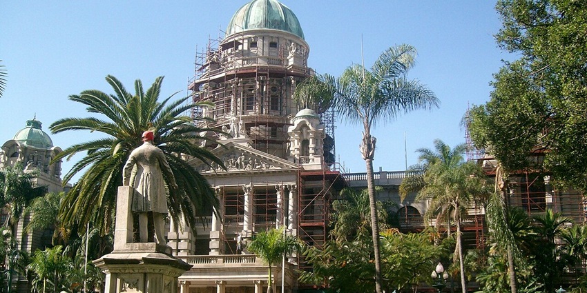 Explore contemporary and historical South African art at the Durban Art Gallery.