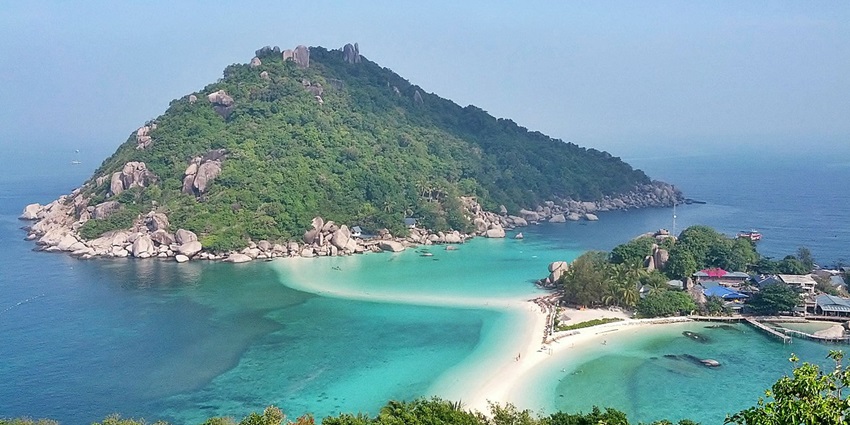 Climb to the iconic viewpoint and snorkel in crystal waters around the idyllic islands of Koh Nang Yuan.