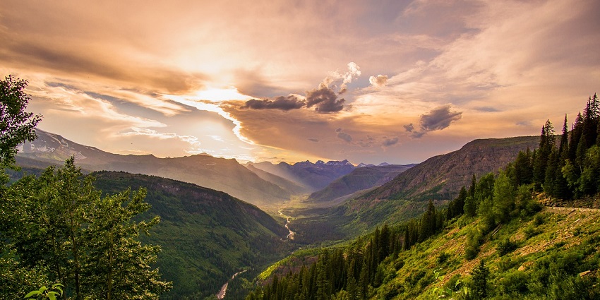 Image of a valley, similar to the Dalen Valley, one of the best Valleys in Norway.