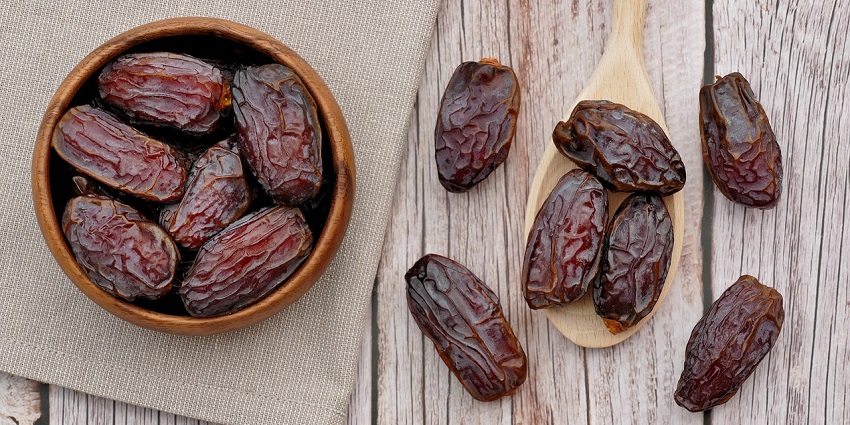Savour the taste of Kuwait with delicious dates and sweets, a perfect gift for loved ones.