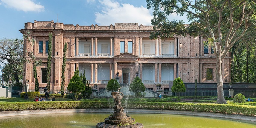 Explore Brazilian artistic heritage in one of the country’s most important museums, housed in a neoclassical building.