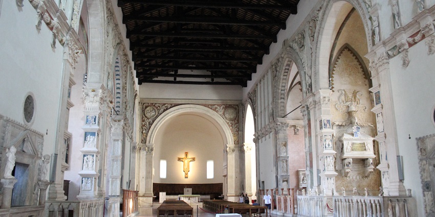 Admire Renaissance architecture at the stunning Tempio Malatestiano in Rimini’s old town.