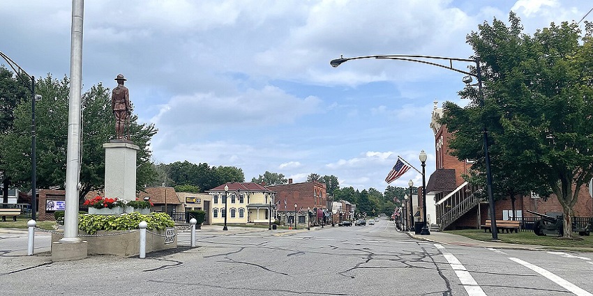 A quaint town featuring historic architecture, unique museums, boutique shops, and lush surroundings, among the famous places to visit near Philadelphia.