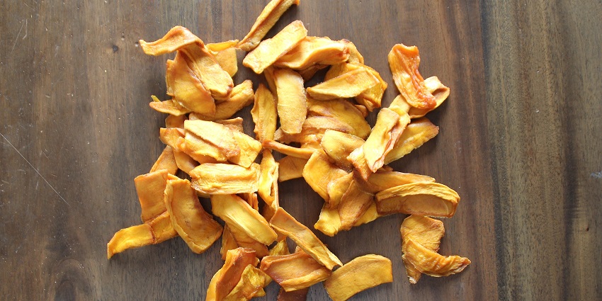 Dried mangoes, one of the tasty things to buy in Cebu, Philippines, ready to be packed.
