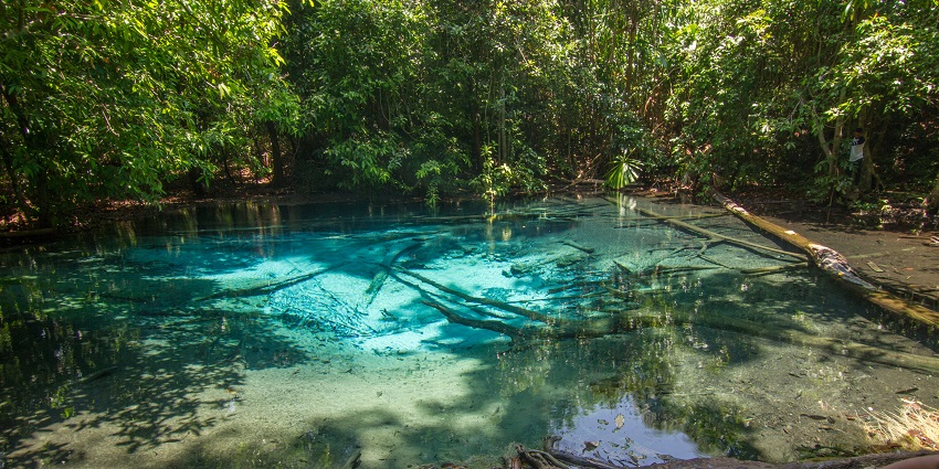 Capture the sky, clear water in the naturally green waters at one of the places to visit near Krabi.