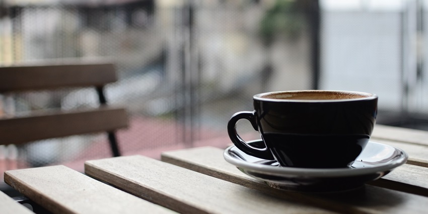 Enjoy a cosy coffee break at In Valley Café, one of the must-try things in Thung Song.