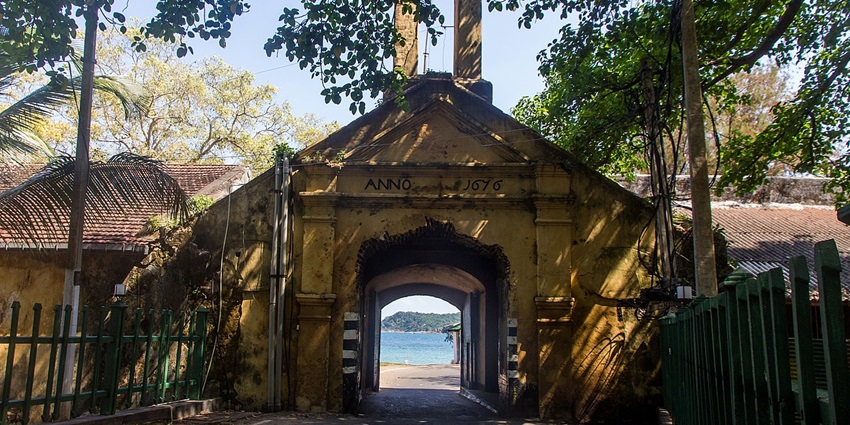 A serene Buddhist temple offering panoramic views over Trincomalee and the sea.
