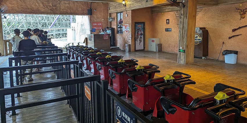 Individuals ready to enjoy a ride at Happy Valley, an adventurous thing to do in Sichuan.