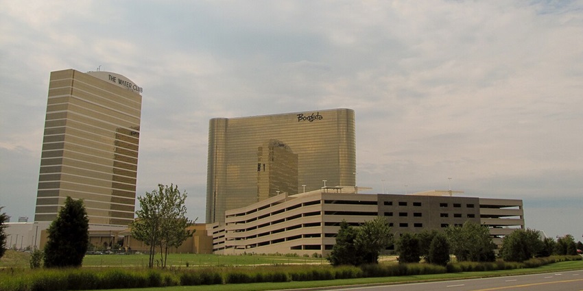 Indulge in world-class entertainment, among the best things to do in Atlantic City, New Jersey.