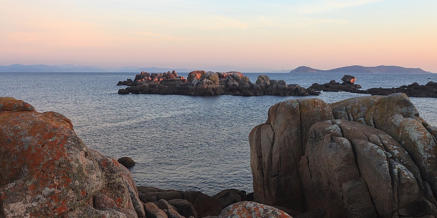 Visit the Bato ni Ningning Viewpoint, among popular things to do in San Vincente, Palawan.