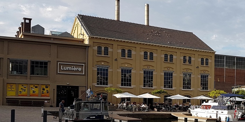 Trace the origins of cinema at the Lumière Institute, honoring the Lumière brothers’ revolutionary inventions.