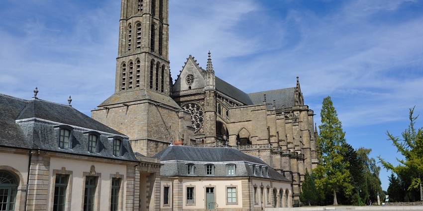 Exploring Cathedrale de Saint-Etienne must be on top of your list of things to do in Toulouse