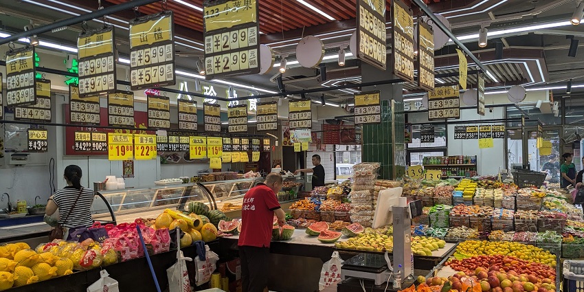 Tanjung Pinang's bustling local markets provide traditional crafts and flavours to all