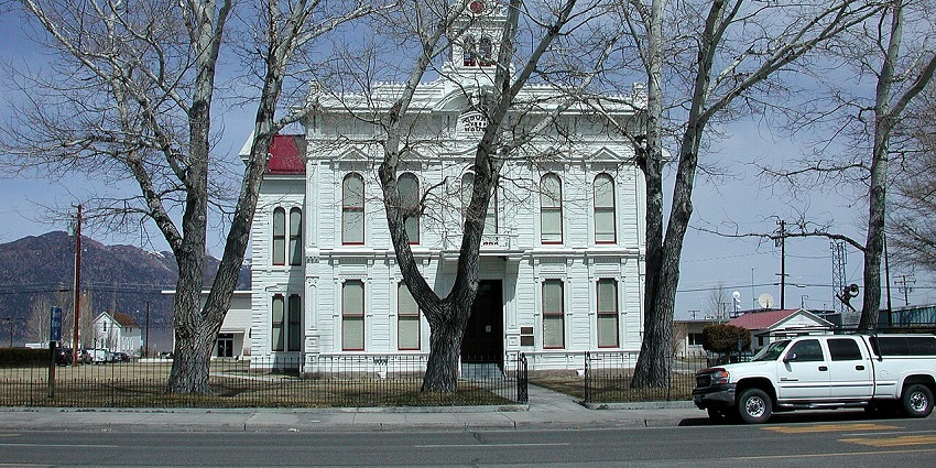 Stunning historic Mono County Courthouse built in 1880, located in Bridgeport, California.