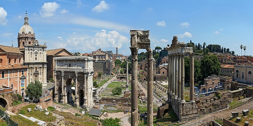 Plan a trip to the Roman Forum, among the popular things to do in Rome in October.