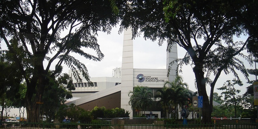 External view of the Singapore Science Centre, a top family attraction in Singapore.