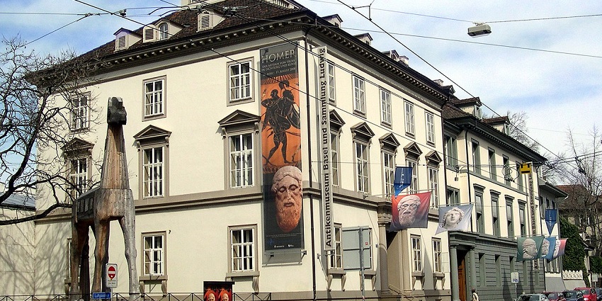 An image of the Antikenmuseum Basel, a popular place to visit in Basel in January.