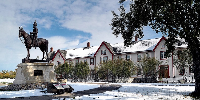 A historic site where visitors can explore Calgary’s early settlement and military past.