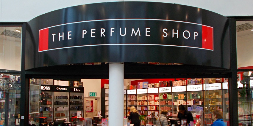 An image showing a fragrance shop selling some of the best things to buy in London.