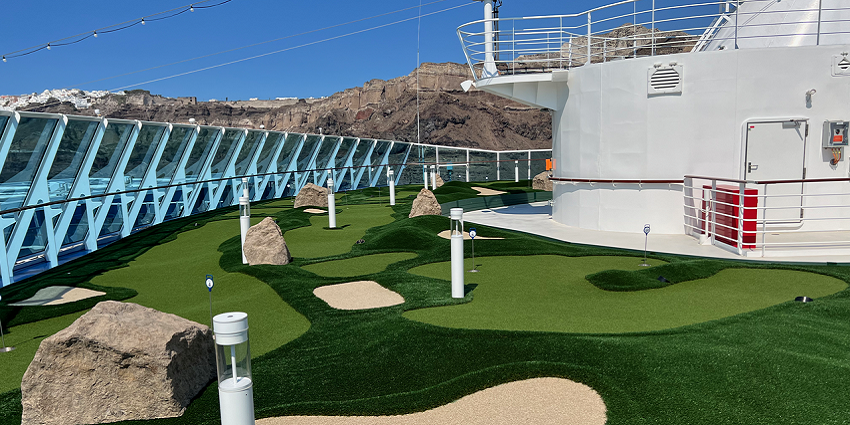 Visit Mini Golf International with family, among things to do in Chaweng Koh Samui.