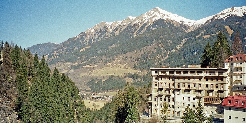 An image of Gastein Valley, showing the best time to visit this valley during spring.