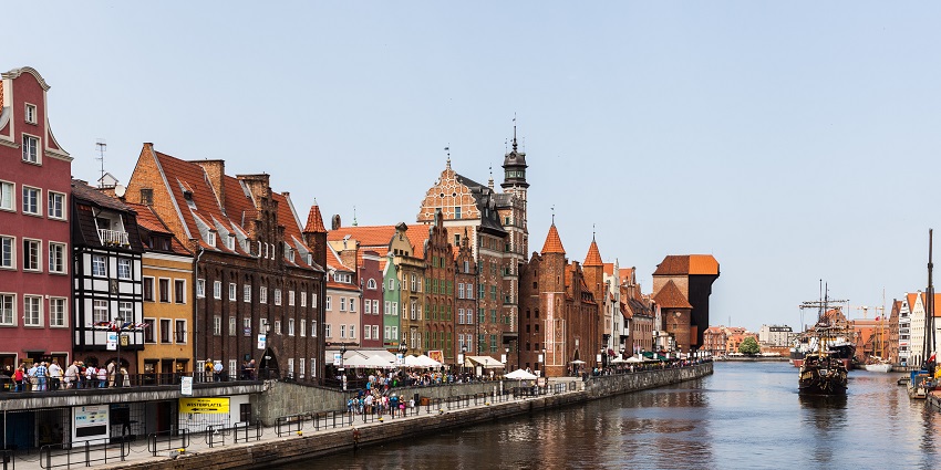 Places to visit near Sweden discover Gdańsk’s Hanseatic architecture and amber workshops