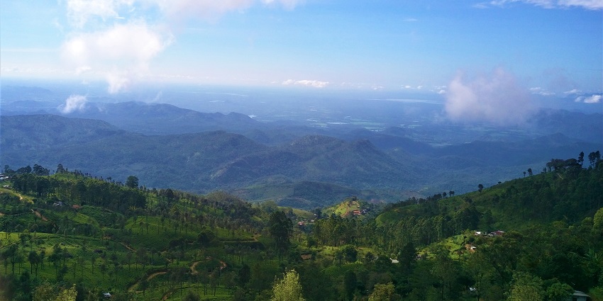 Misty mountain town of Haputale surrounded by greenery and scenic views.