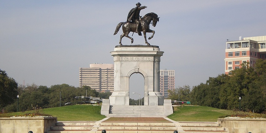 Hermann Park, a top-rated green space, is among the best places to visit near Houston.