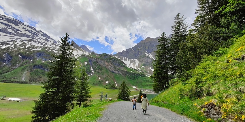 Towering snow-covered peaks and Europe’s highest suspension bridge await at Mt. Titlis.