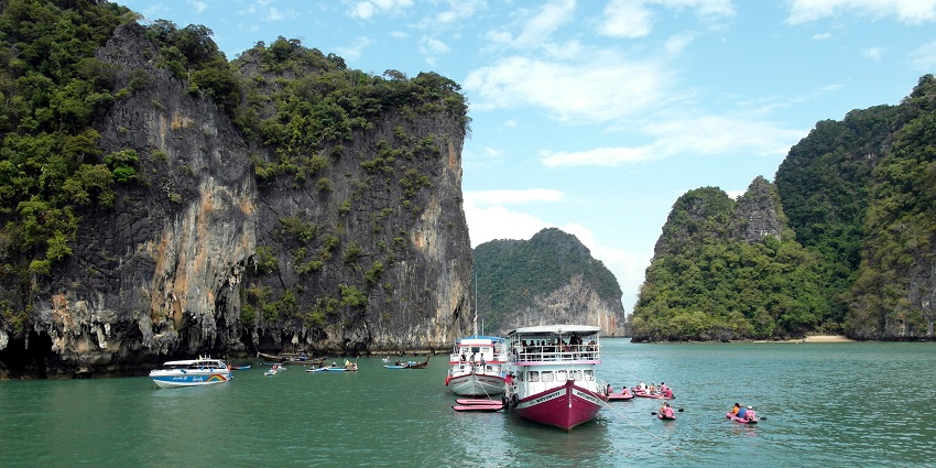 An aerial view of Hong Island places to visit near Krabi showcasing its hidden lagoon.