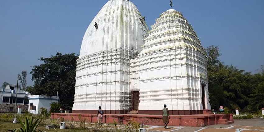 Jagannath Temple in Kidderpore, a traditional site among the sacred Jagannath Temples in Kolkata.