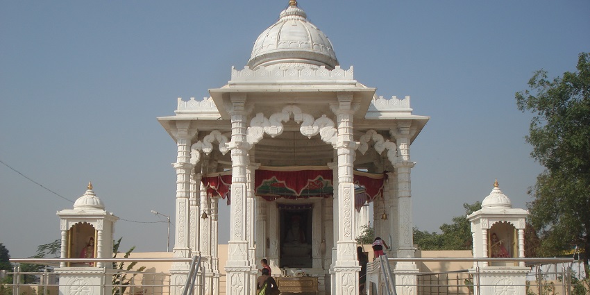 Image of Shri Agamdharak Devarshi Jain Agam Mandir Trust Katraj Pune