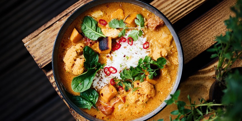 An image of a dish resembling the Khmer red curry, a famous food in Cambodia.