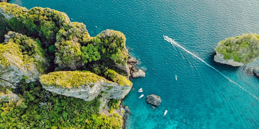 A charming riverside town with markets, street food, and access to surrounding beaches.