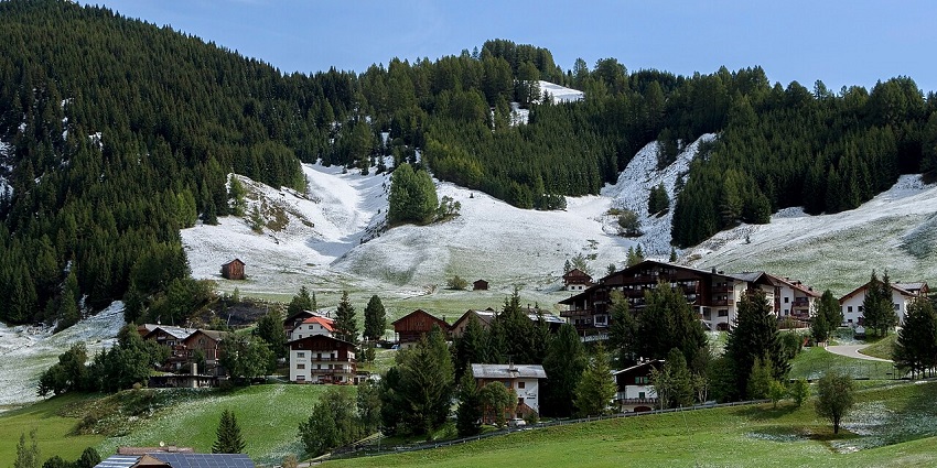 A hill station that seems to be heaven on earth with the perfect combination of all the hues.