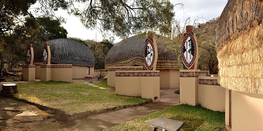 An immersive experience that showcases South Africa’s diverse tribal cultures and traditions, among the best places to visit near Johannesburg.