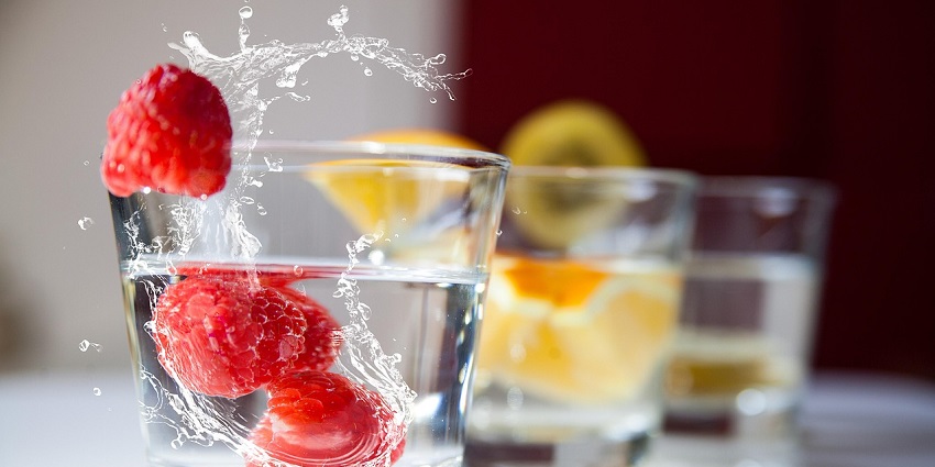 An image of a London Dry Gin, which is one of the best things to buy in London.