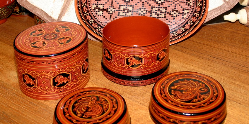 Discover Maldivian lacquerware, one of the most beautiful things to buy in Maldives
