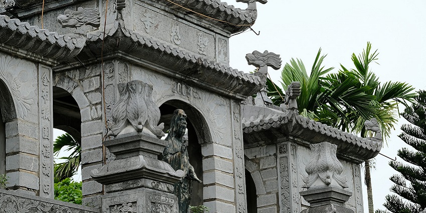 Meixi Royal Stone Archways offer historic architecture among places to visit near Macau.