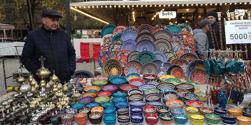 Merkato Market is filled with vendors selling spices, textiles, and handicrafts, making it one of the best places to visit near Addis Ababa.
